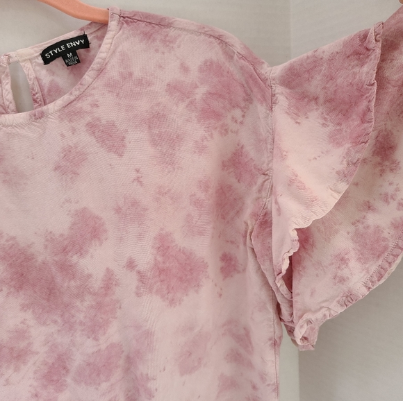 Pink and Mauve tie dye ruffle sleeve crop top - Picture 3 of 6